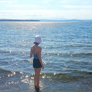 Meet your Posher, Casey